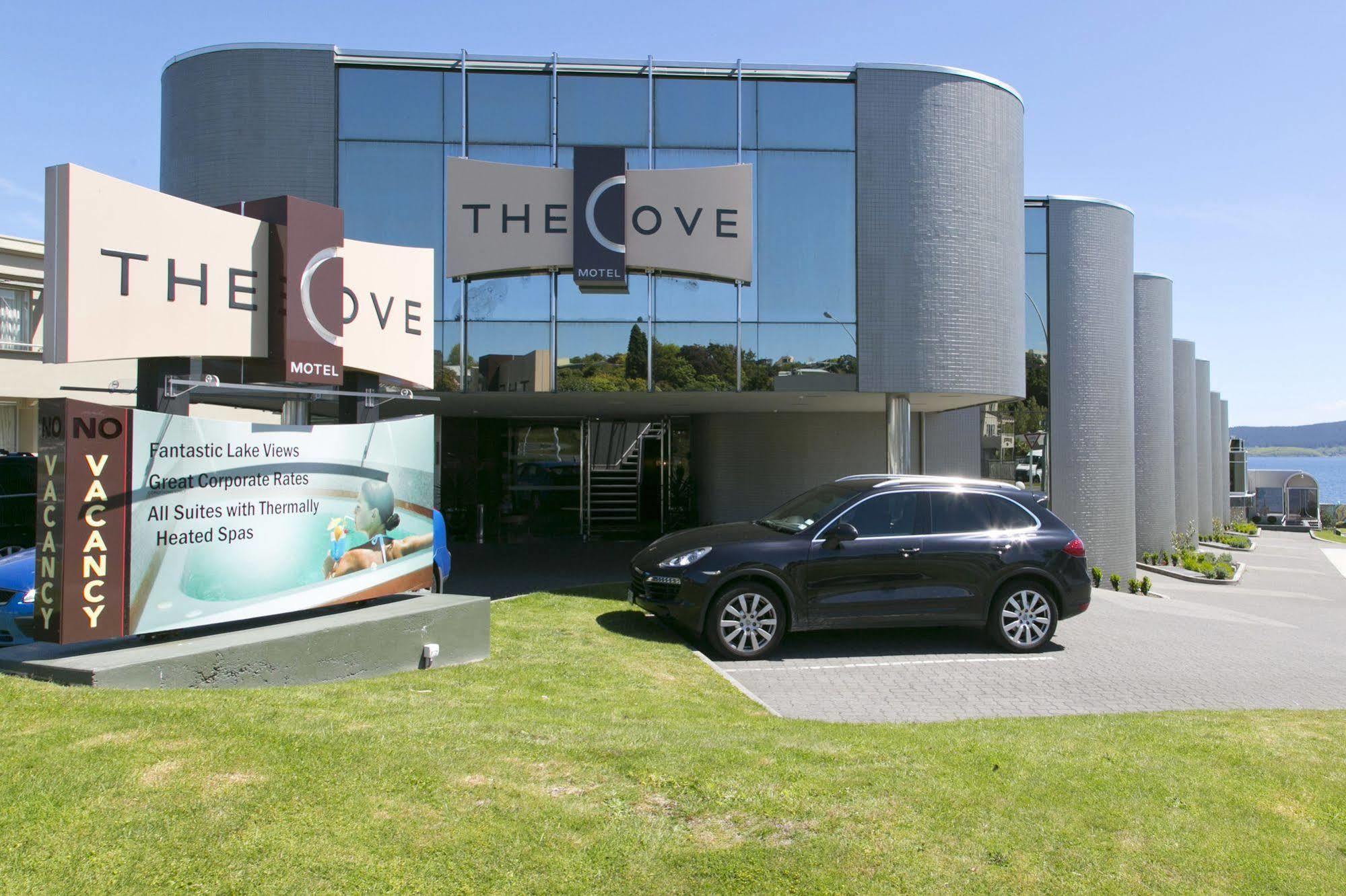 The Cove- On The Lake Таупо Екстериор снимка